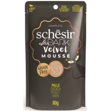 Hrana umeda pentru pisici Schesir After Dark Plic mousse cu Pui 80 gr